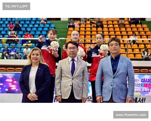 周雅琴自由体操夺冠 中国体操队亚锦赛揽 5 金 3 银 4 铜 周雅琴自由体操夺冠 中国体操队亚锦赛揽 5 金 3 银 4 铜